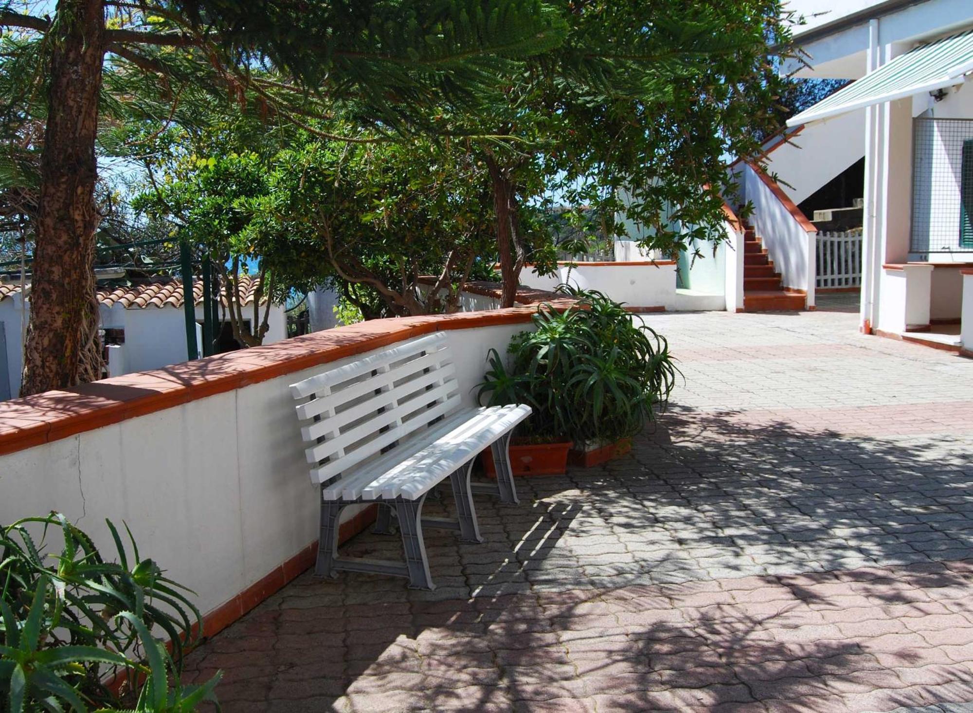 Appartamento In Villa Direttamente Sul Mare-Villa Rubino Capo Rizzuto Exterior photo