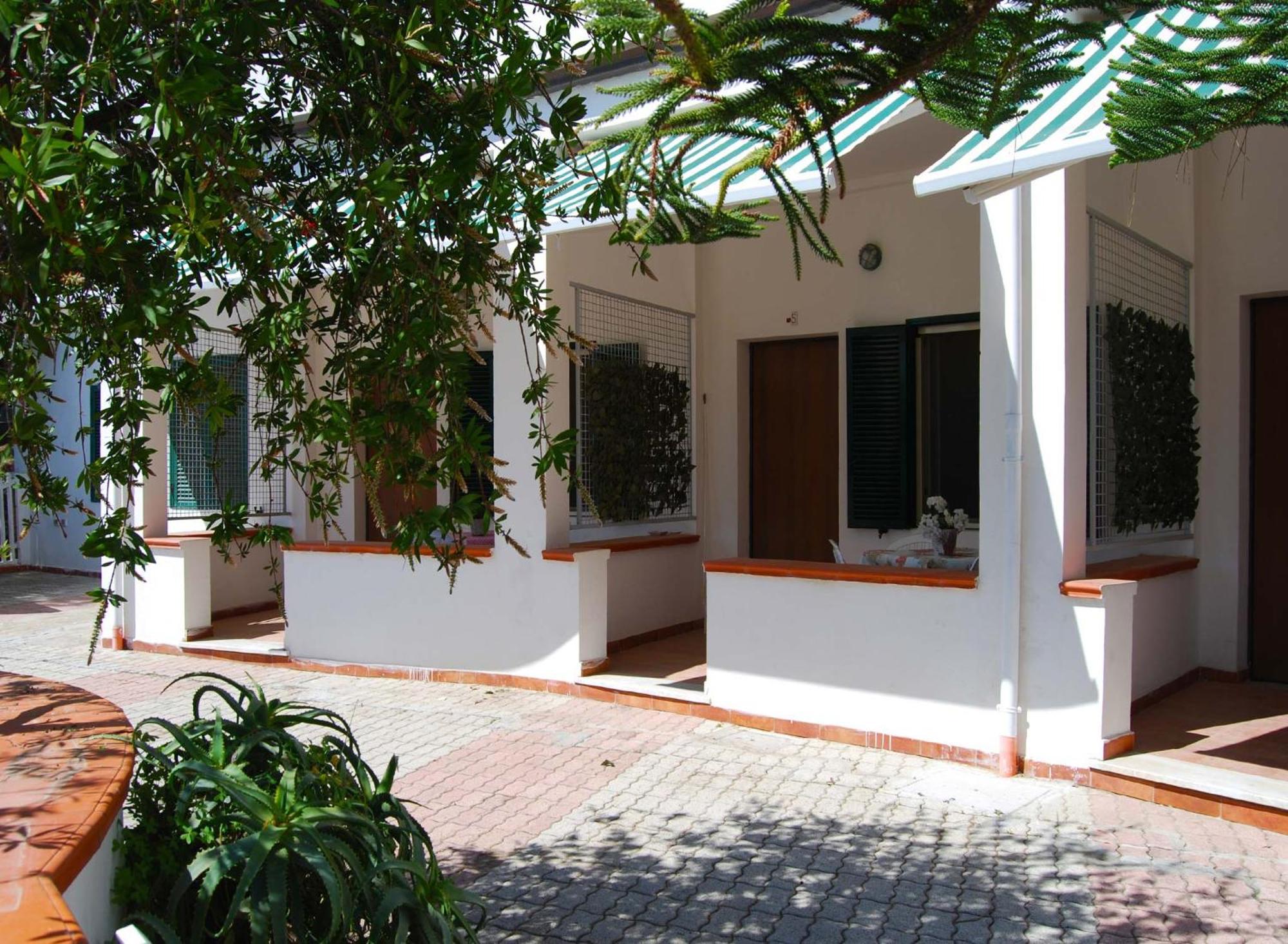 Appartamento In Villa Direttamente Sul Mare-Villa Rubino Capo Rizzuto Exterior photo